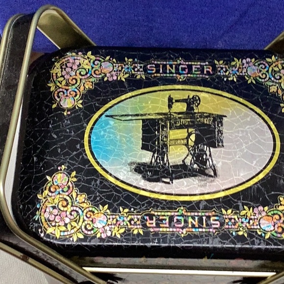 Singer tin can - Picture 3 of 6
